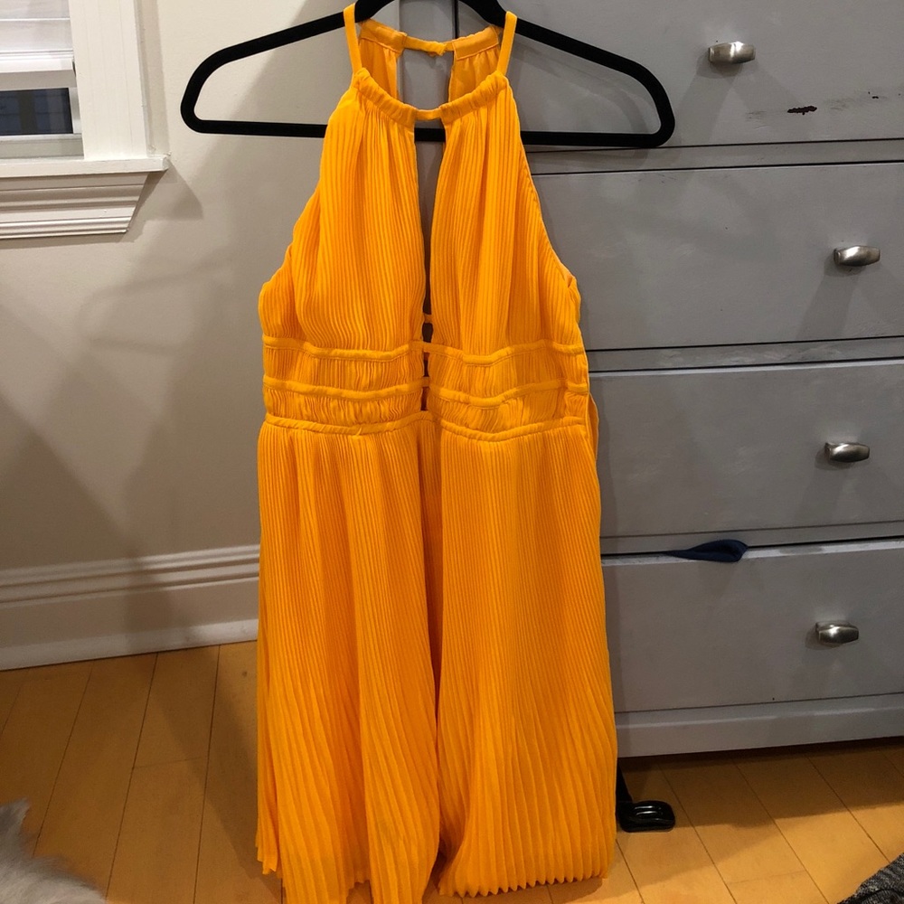 US 8 H&M Orange Pleated Halter Dress